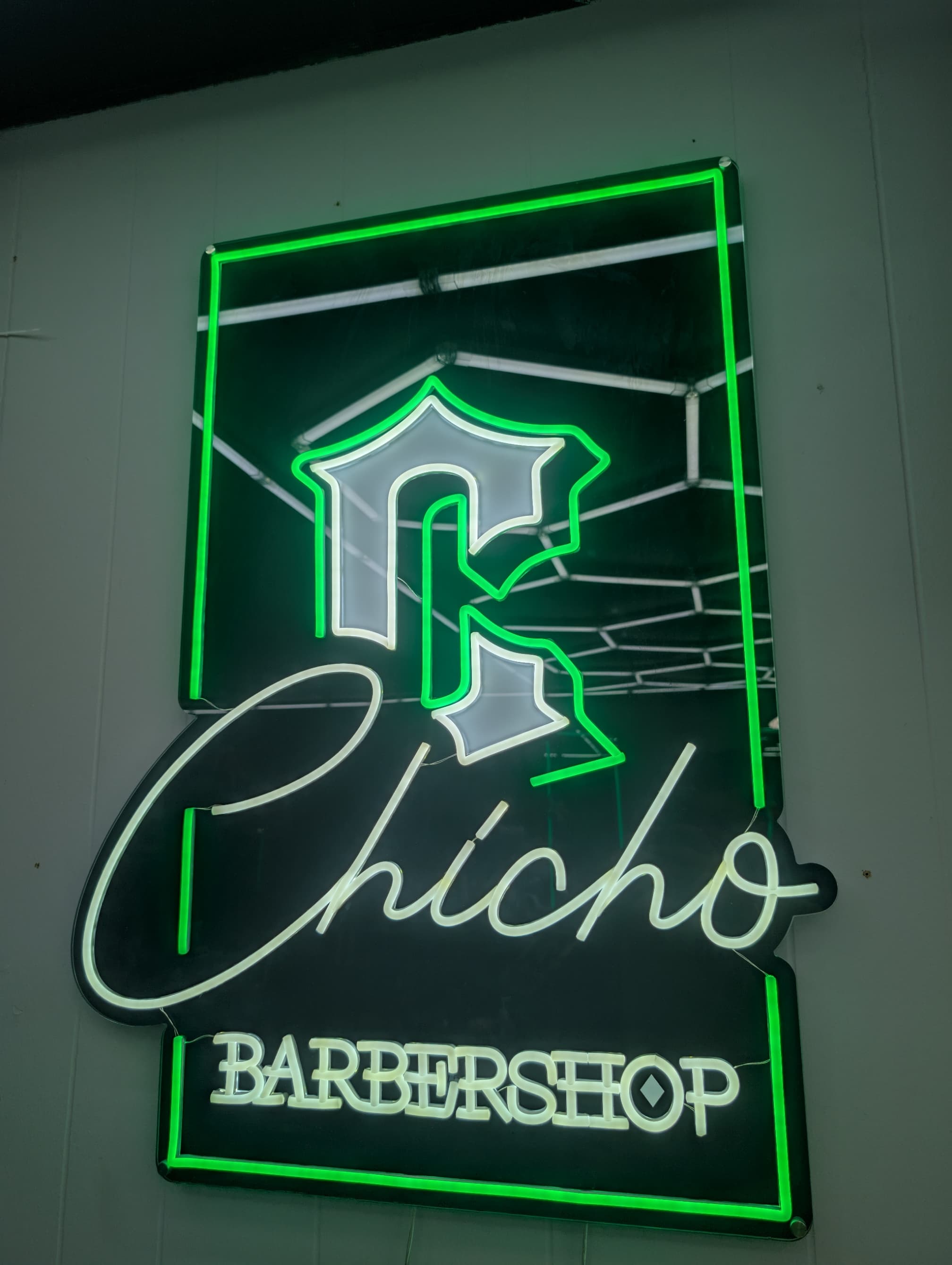 Chicho Barbershop — barber station